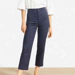 Everlane Lightweight Straight-Leg Crop